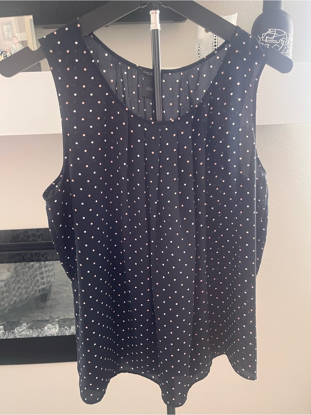 Women’s Ann Taylor sleeveless blouse. Size Large. Black with micro polka dot